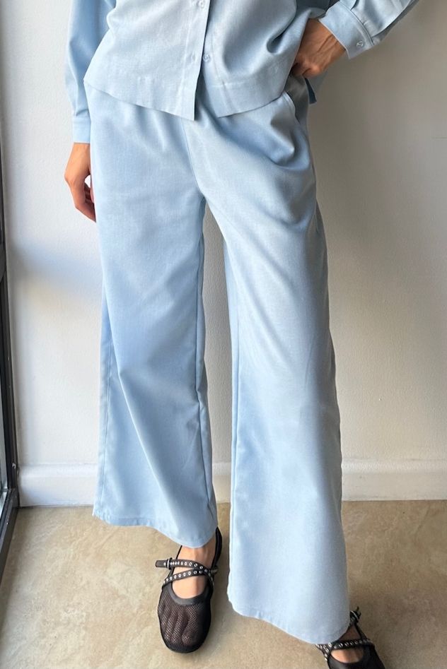 Błękitne spodnie culottes -  len